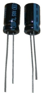 Elko Elektrolytkondensator 330uF 25V Low Impedanz 105°C 2 Stück (1006)