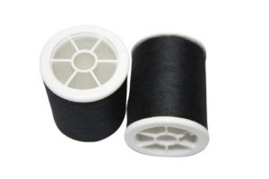 Nähmaschinen Nähgarn 100% Polyester 100/3 schwarz 1 Spule 500 m (1001)