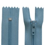 Reißverschluss 18 cm spiralförmig nicht trennbar hellblau (1841)