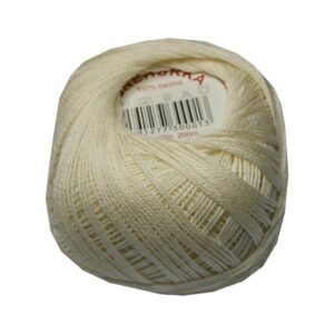 Strickgarn Häkelgarn 100 % Baumwolle SNÌHURKA 200 m creme (7104)