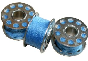 Nähmaschinen Nähgarn 3 x 25 m 75 m Polyester 40/2 blau (1019)