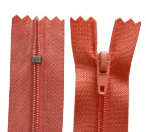 Reißverschluss 20 cm spiralförmig nicht trennbar altrosa (2033)